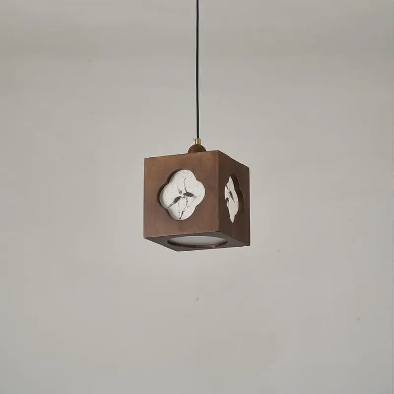 Vintage French Style Small Chandelier Retro Song Dynasty Aesthetic Pendant Light for Bedroom Bedside Cafe Bar Restaurant