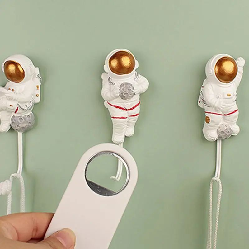 Creative Astronaut Hook Wall Free Punching Decorative Durable Storage Hook Resin Hook Living Room Kitchen Home Organization