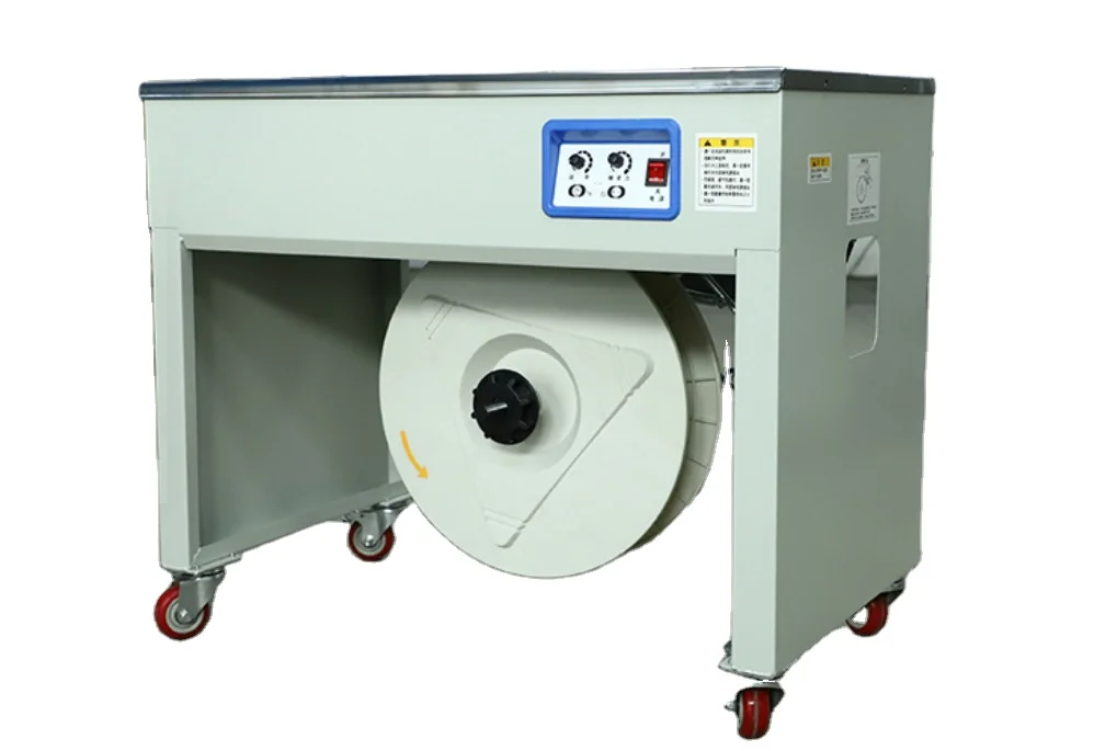 آلة التعبئة والتغليف والربط الصغيرة بحزام البولي بروبيلين شبه الأوتوماتيكية