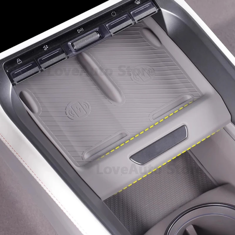 

For ZEEKR 007 GT 2024 2025 Car Central Control Wireless Charging Silicone Mat Non-slip Mat Interior Accessories Cover