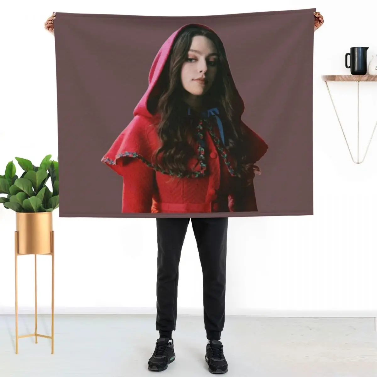 

Hope Mikaelson Throw Blanket Warm Plush Fuzzy Blanket for Living Room