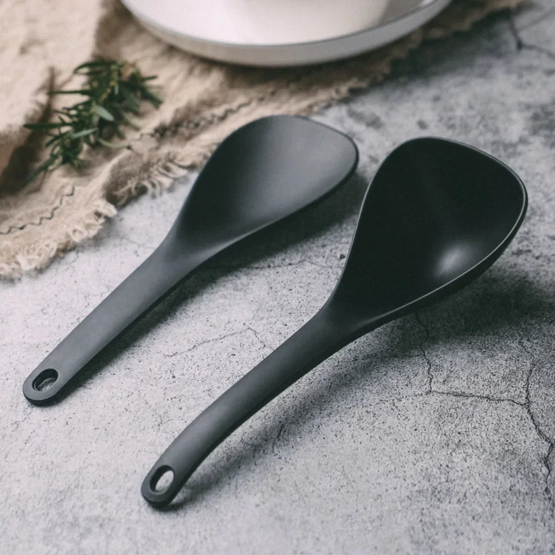 New Plastic Non-Stick Rice Spoon Long Cooking Rice Spatula Scoop Black White Hangable Soup Spoon Kitchen Utensil Tableware