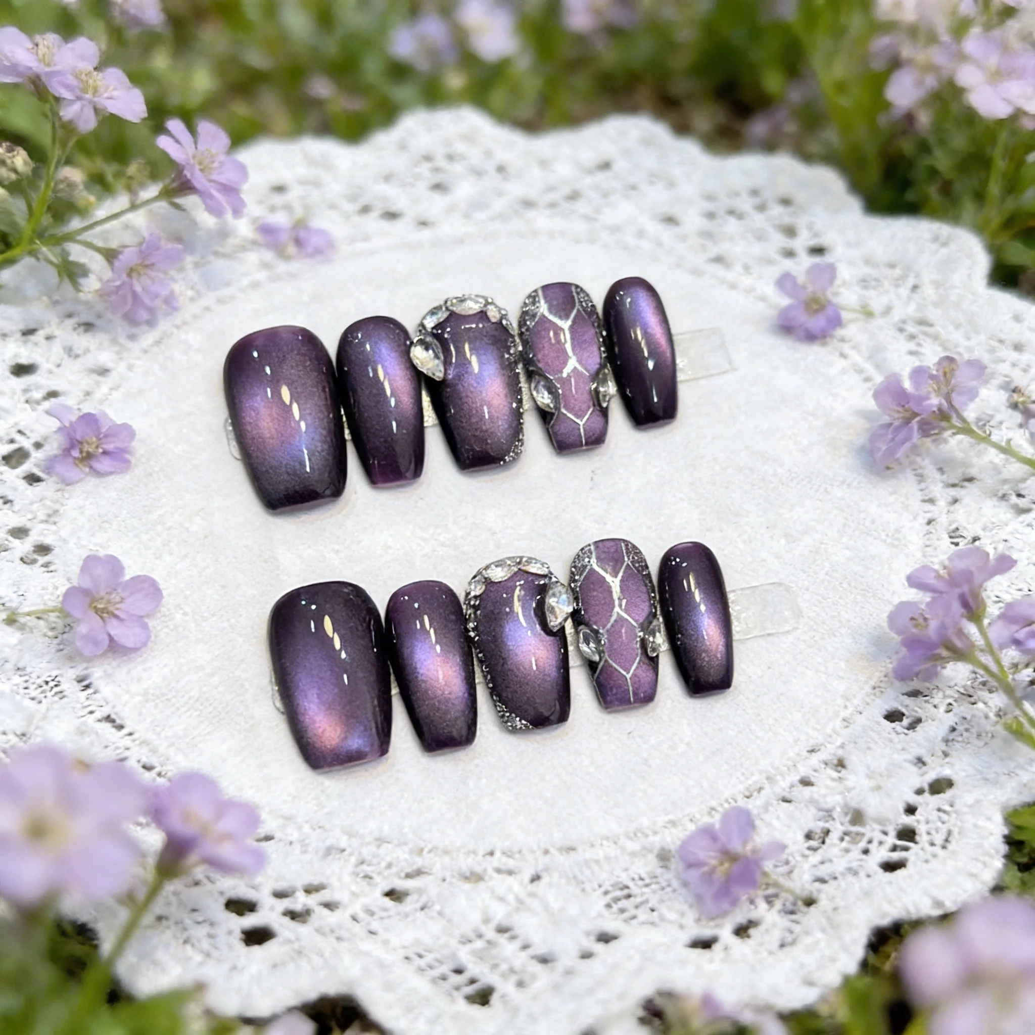 

10pcs Purple Cat's Eye Handmade Nails Snake Zirconia Diamond Press on Nail Medium Square Fake Nail for Women&Girl False Nail