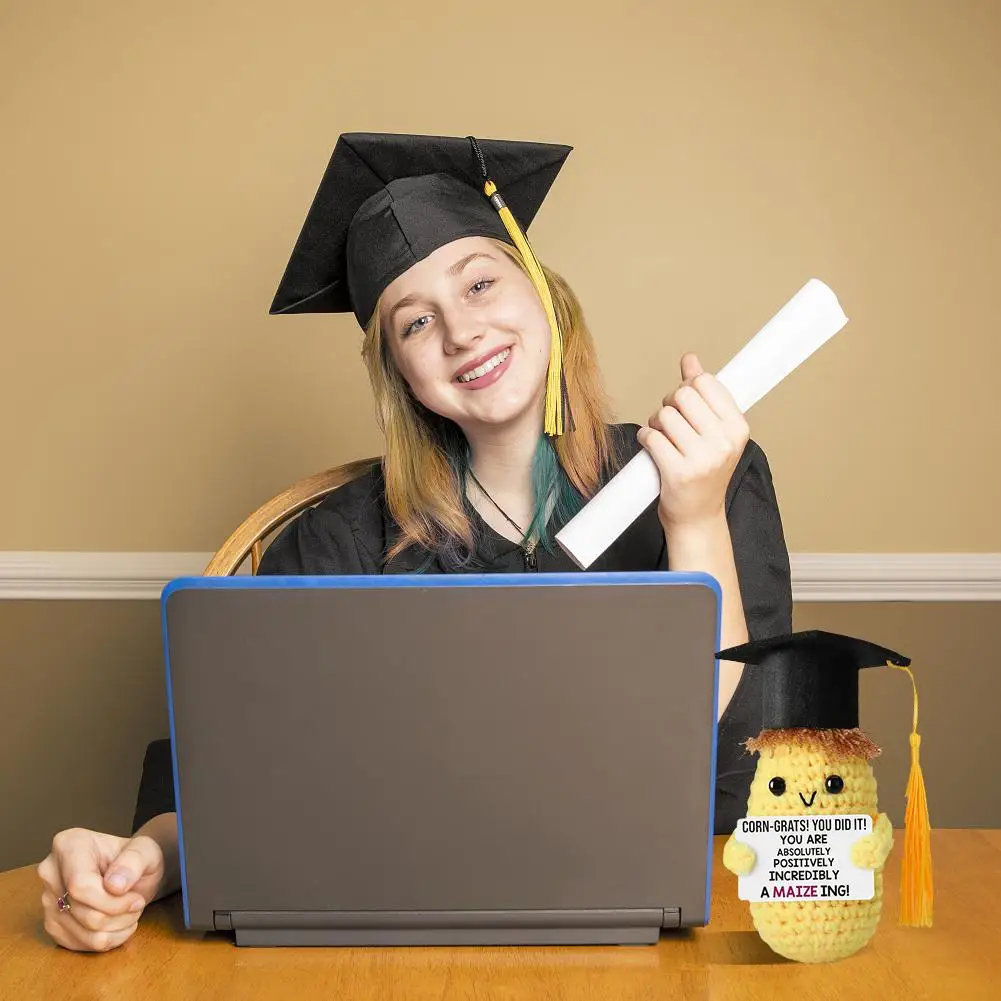 

Graduation Gifts For 2025 - Inspirational Positive Duck With Cap And Greeting Card Funny Pickle For Her Girls Him Boys Scho T6D7