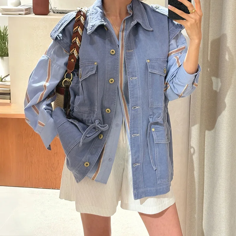 سترة عمل جديدة لخريف 2025 على الطراز الفرنسي مع أزرار كتف متعددة الجيوب برباط الخصر سترة ميدي