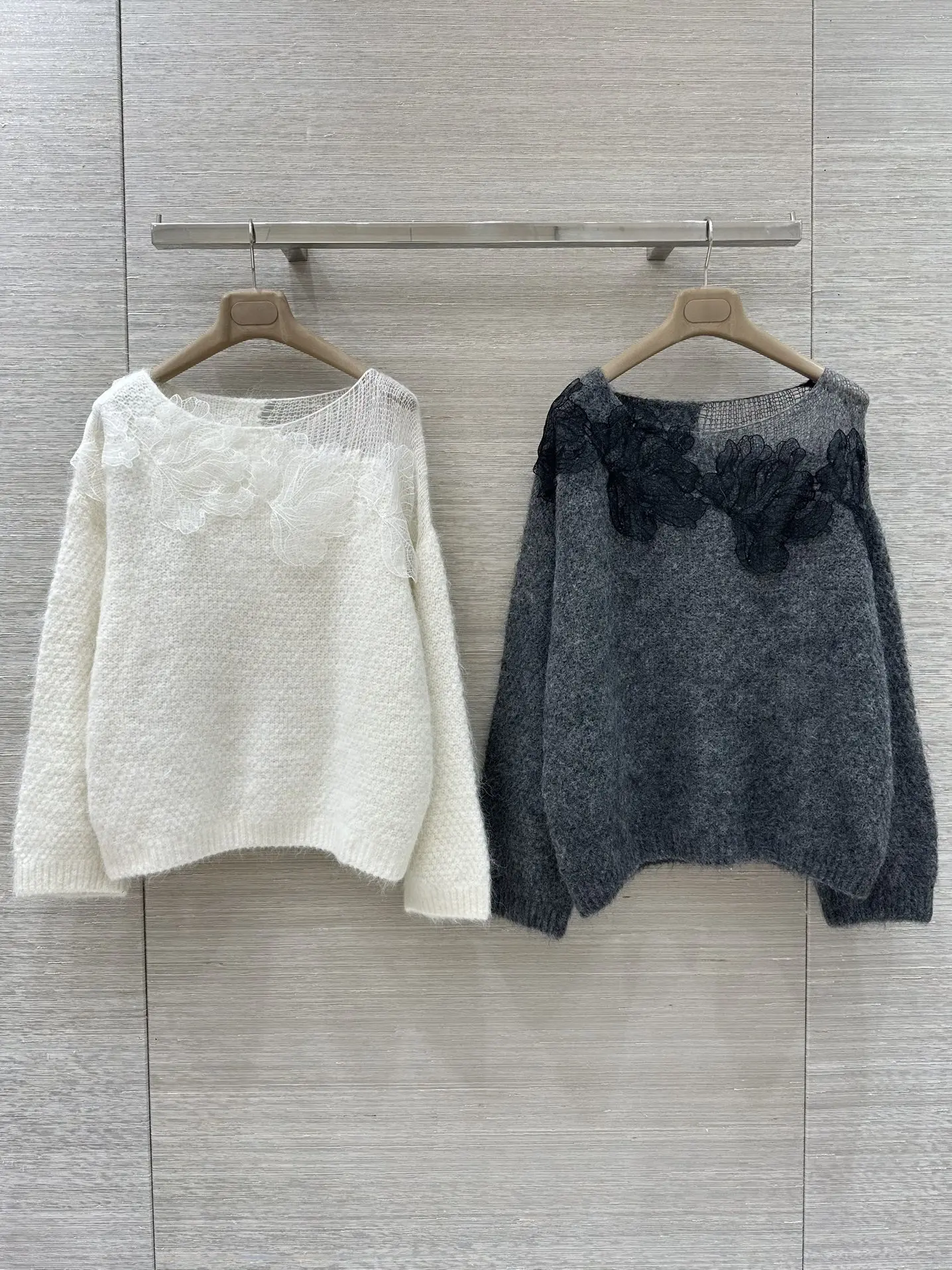 

Women's Wool Blend Sweater Autumn Winter Lace Embroidery O-Neck Long Sleeve Elegant Ladies Knitted Pullover