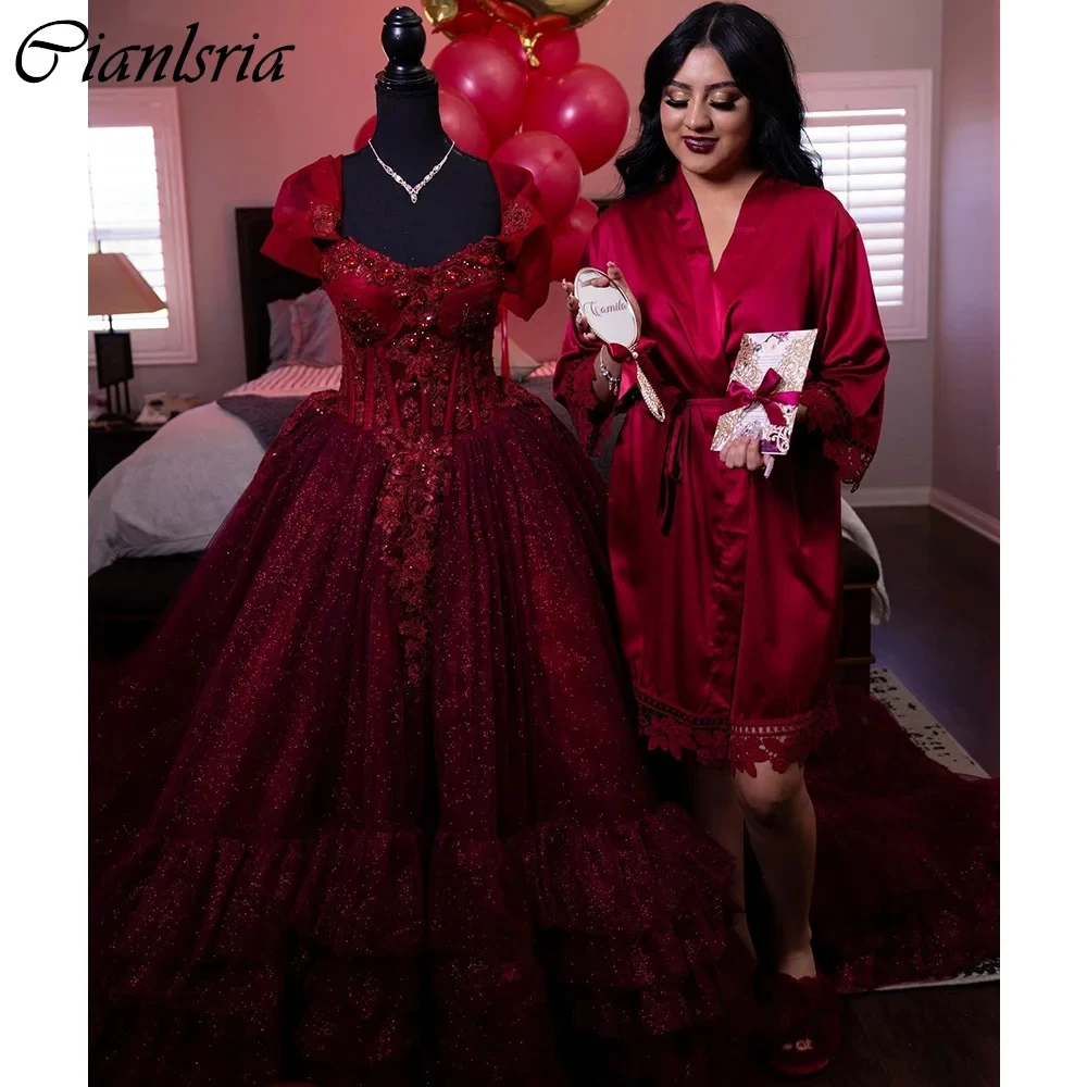 Vestido De baile De encaje con apliques De cuentas Rojas, quinceañera, hombros descubiertos, corsé escalonado, 15 Años