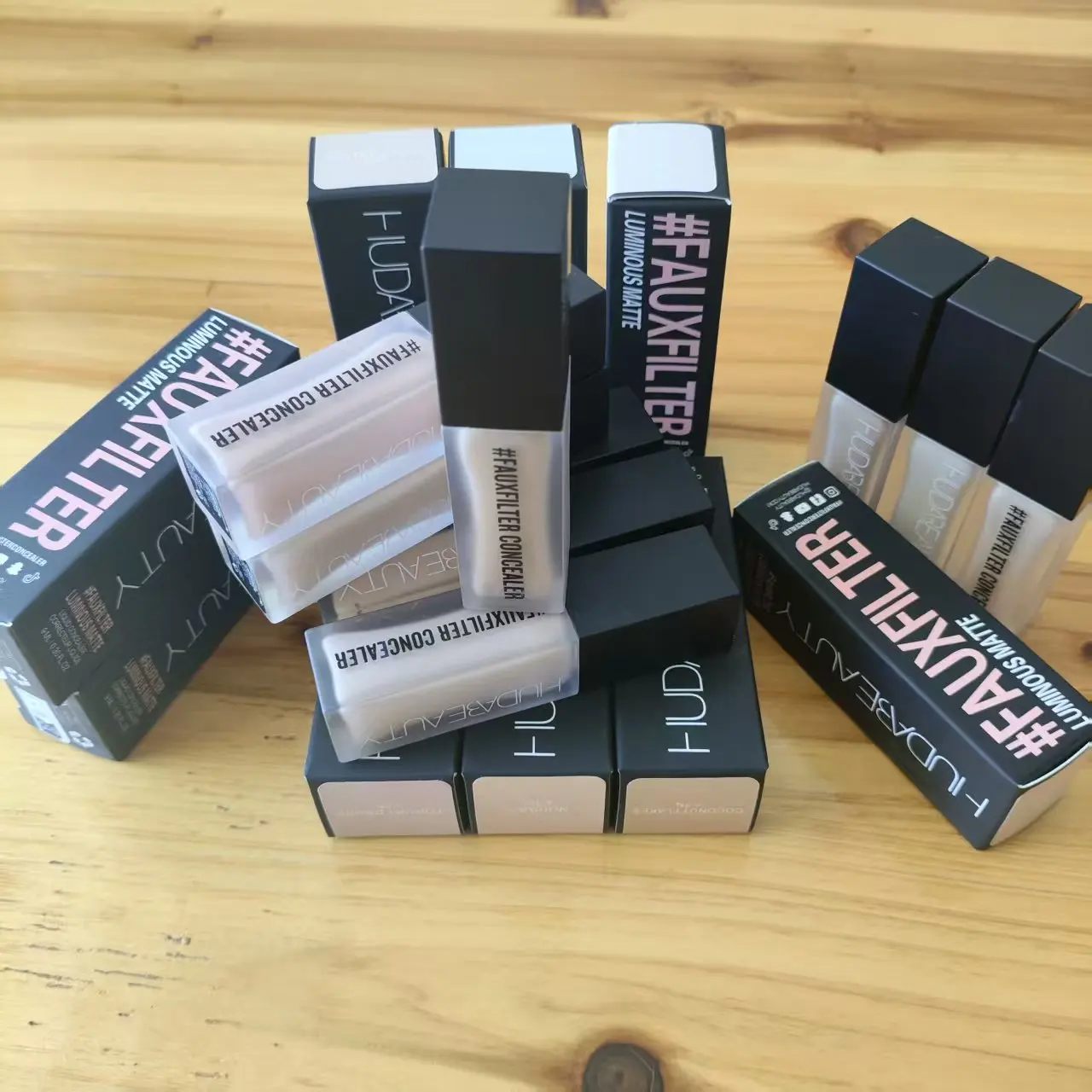 9ml Fauxfilter Luminous Matte 9-color Liquid Concealer Correcteur Liquid Hu Foundation Oil-control Skin Makeup Face Cosmetics