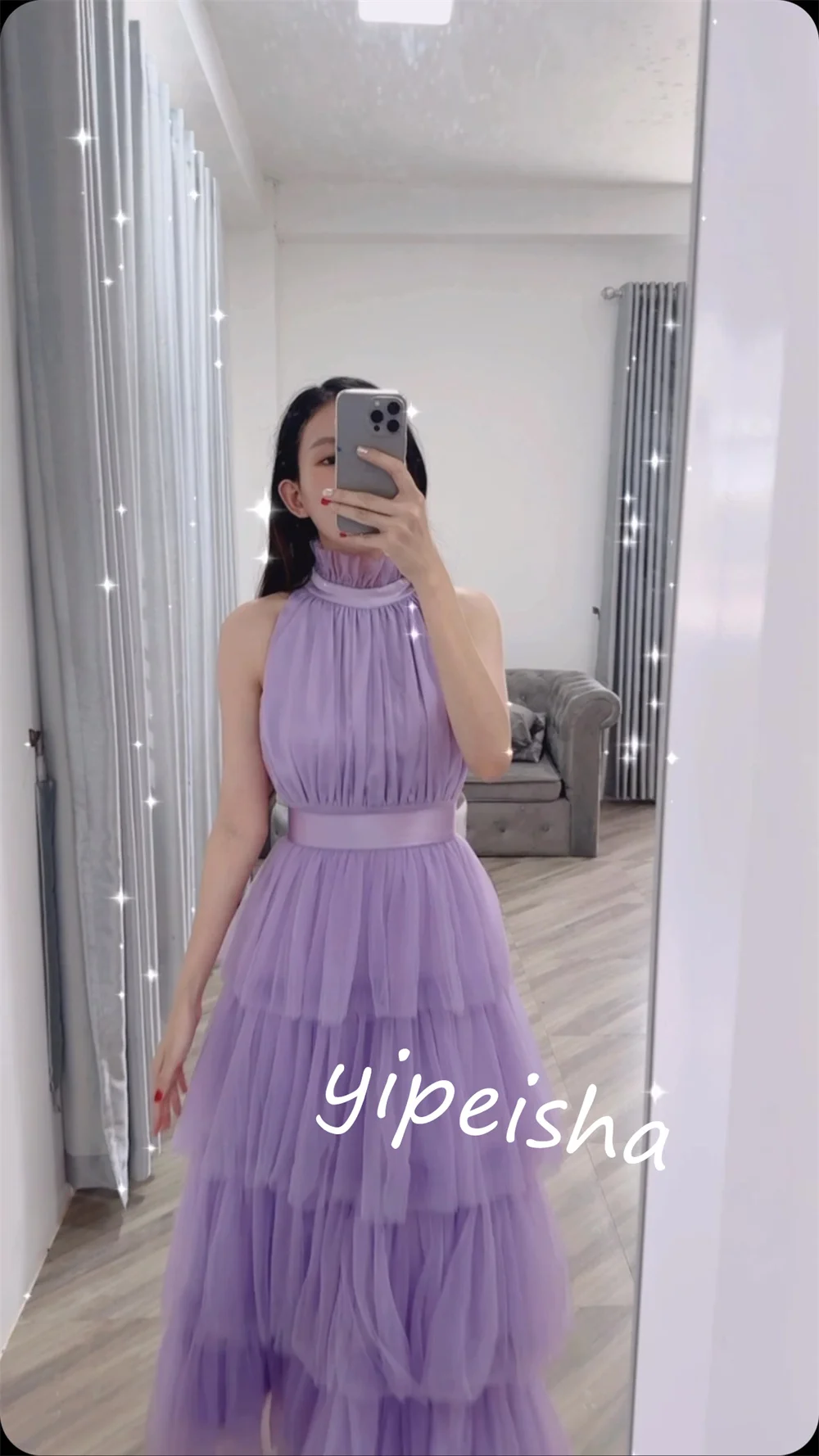 Tulle Tiered A라인 하이 칼라 맞춤형 드레스, 크리스마스 미디 드레스