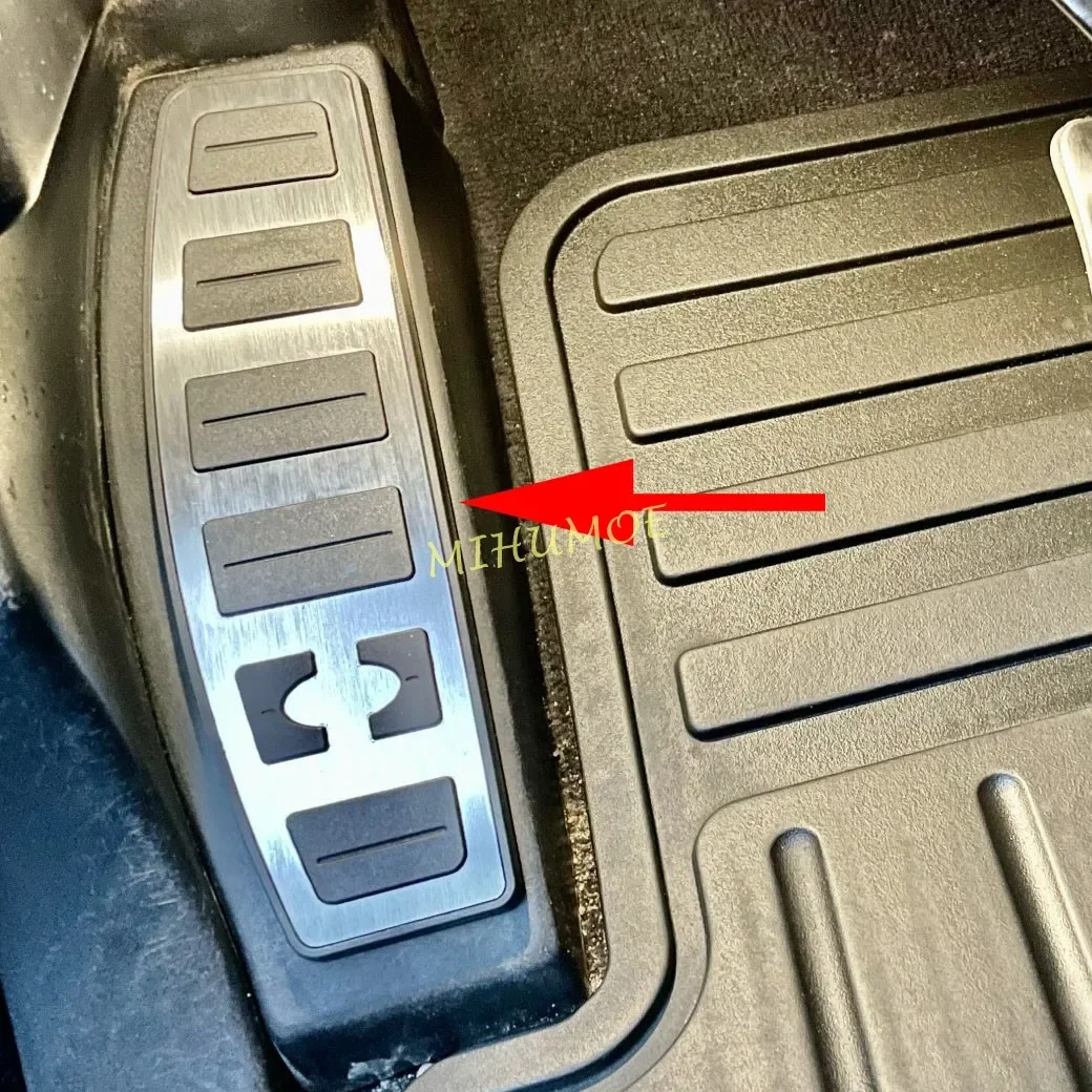 Car Footrest Foot Rest Dead Pedal Pad Cover For Range Rover Sport 2010 2011 2012 2013 Land Rover Discovery 4 LR4 2014 2015 2016