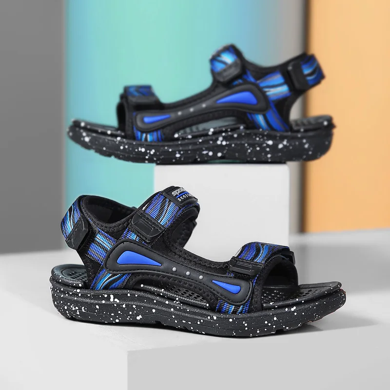 

A pair of children's summer open-toe sports sandals, ideal for outdoor vacations and beach walking, sizes 28-41，DW-NB-2012