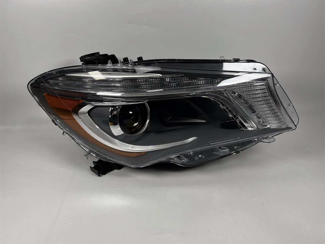 Car American edition front lamp Xenon headlight assembly For 2015 Mercedes-Benz CLA200 CLA220 CLA260 W117 turn signal DRL