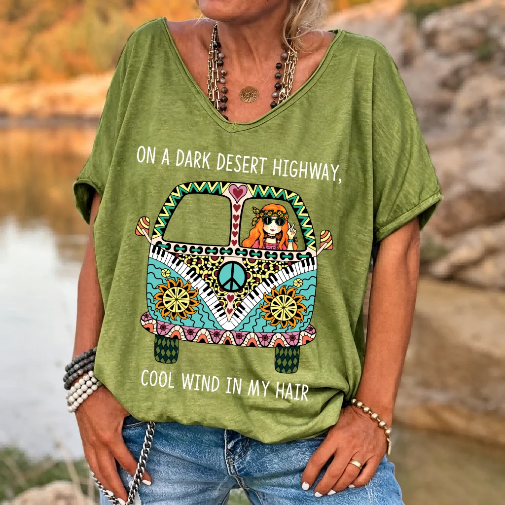 Ilstile Women's On A Dark Desert Highway Hippie Van T-Shirt Retro Peace Sign Print V-Neck Short Sleeve Loose Casual Top