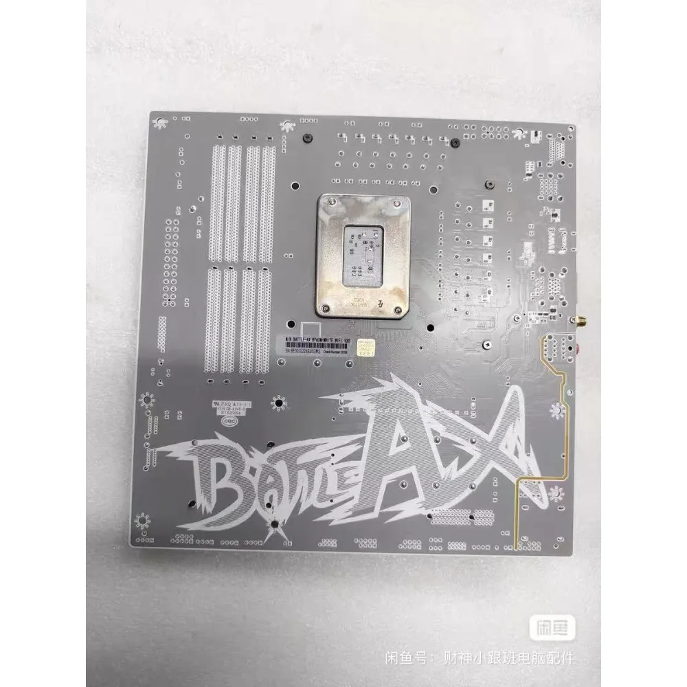 Colorful BATTLE-AX B760M-WHITE WIFI D4 motherboard, supporting 12th/13th/14th generation Intel processors and DDR4 memory.