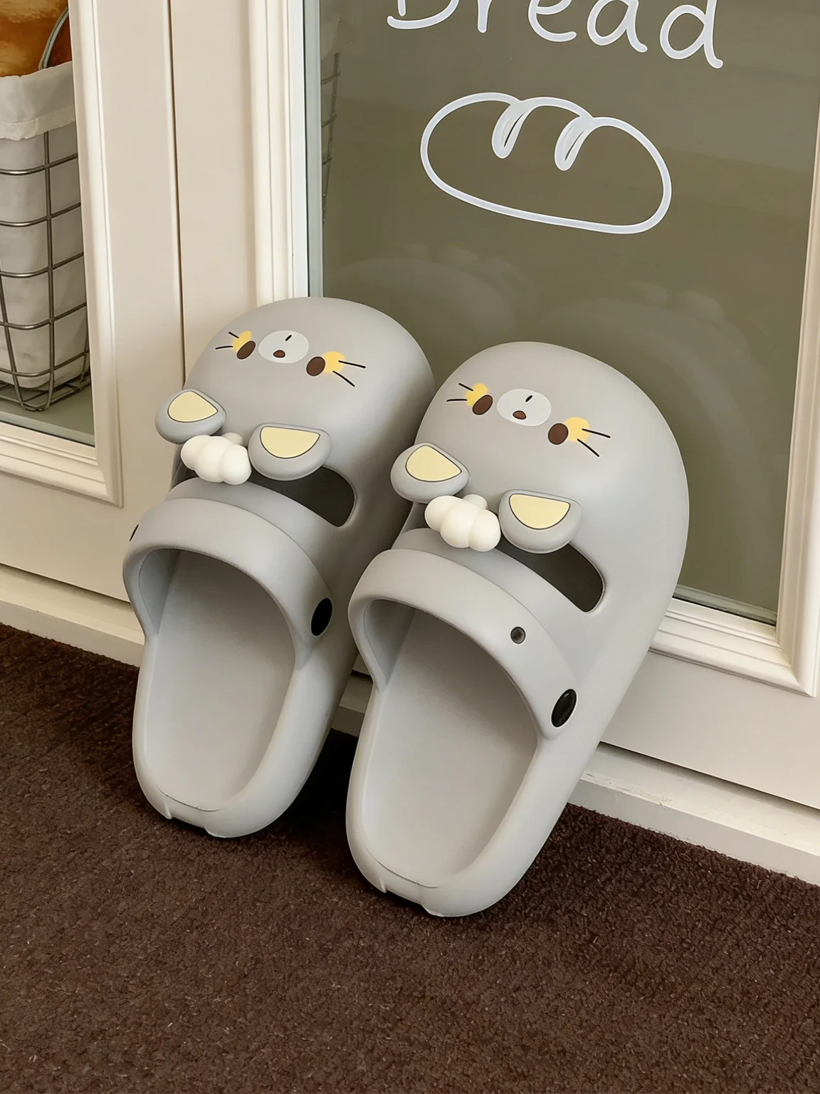 Summer Thick Bottom Mary Jane Anti-Slip Fun Mouse Hole Shoes Women's Beach Vacation Slippers Breathable Water-Proof Home Sandals