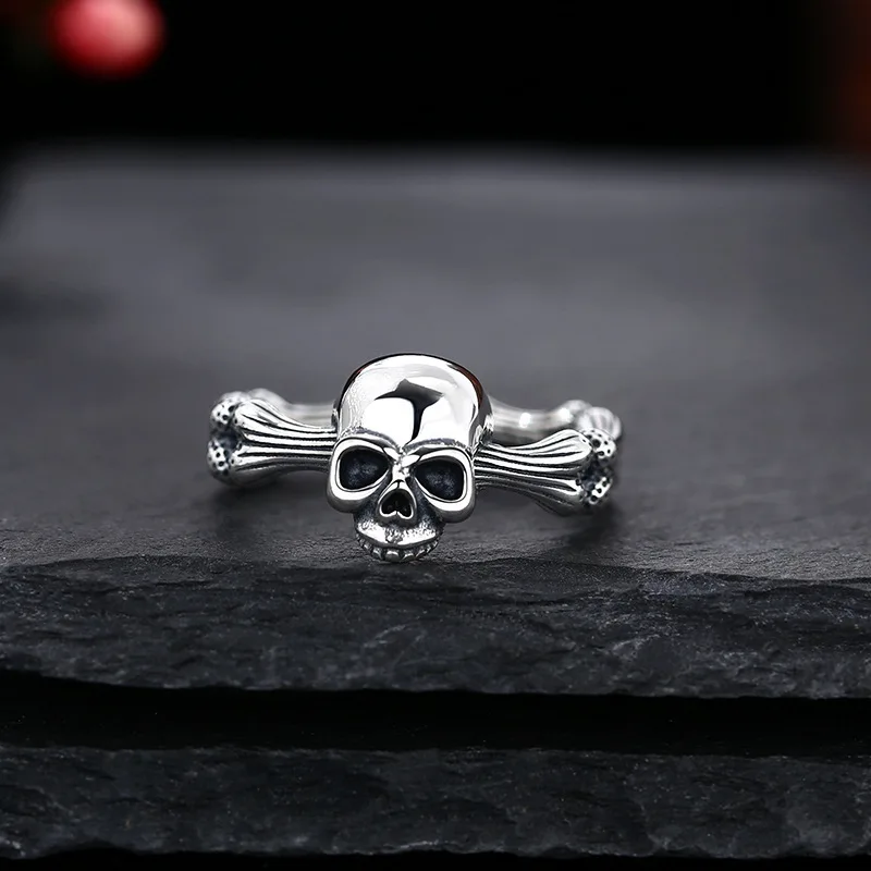 Commercio all'ingrosso 925 anello in argento sterling teschio uomini e donne anello dal vivo argento tailandese vintage stile retrò personalità gioielli punk