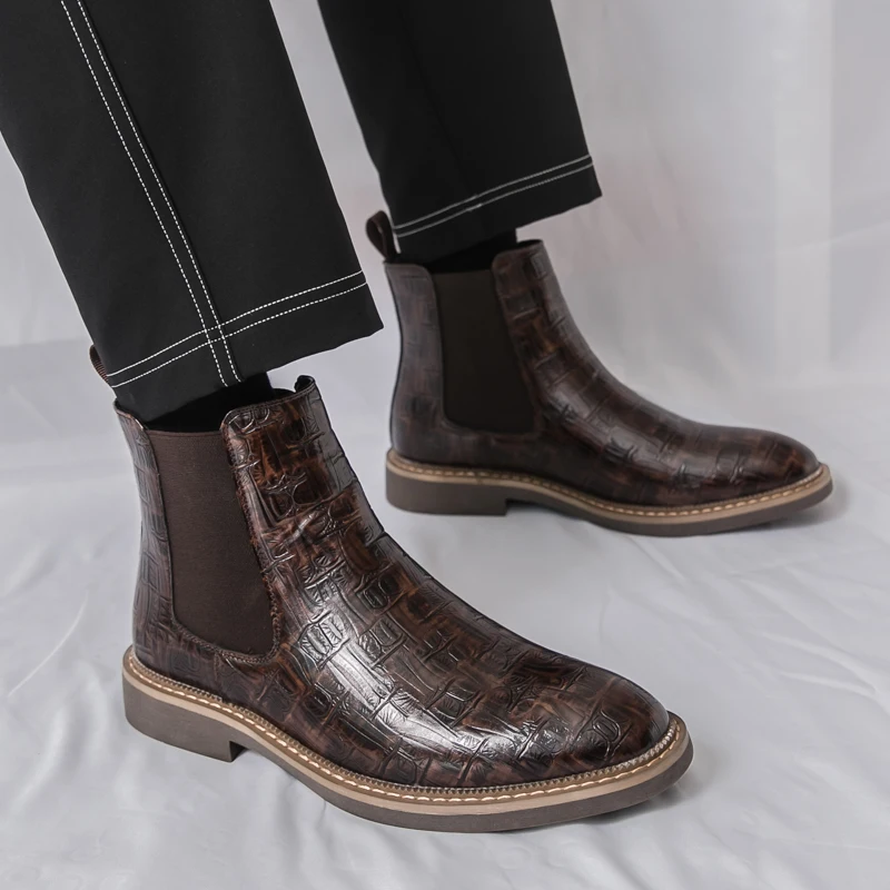 العلامة التجارية التنقل تنوعا الجلود عالية أعلى الأحذية أزياء ومريحة لينة الرجال تشيلسي الأحذية في الهواء الطلق عدم الانزلاق المشي الأحذية