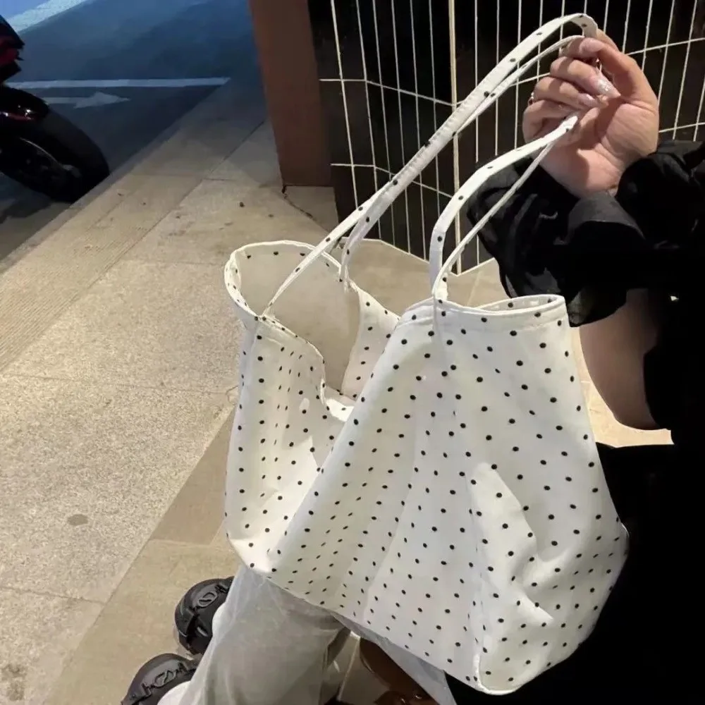 Fashion Canvas Polka Dot Tote Bag Large Capacity Portable Shoulder Bag Versatile Handbag Women
