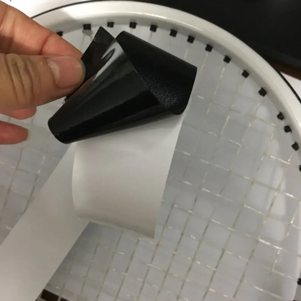 

Гибкая защитная лента для кромок весла Pickleball длиной 16 футов. Удобно подходит для различных размеров ракеток обеспечивает оптимальную защиту.