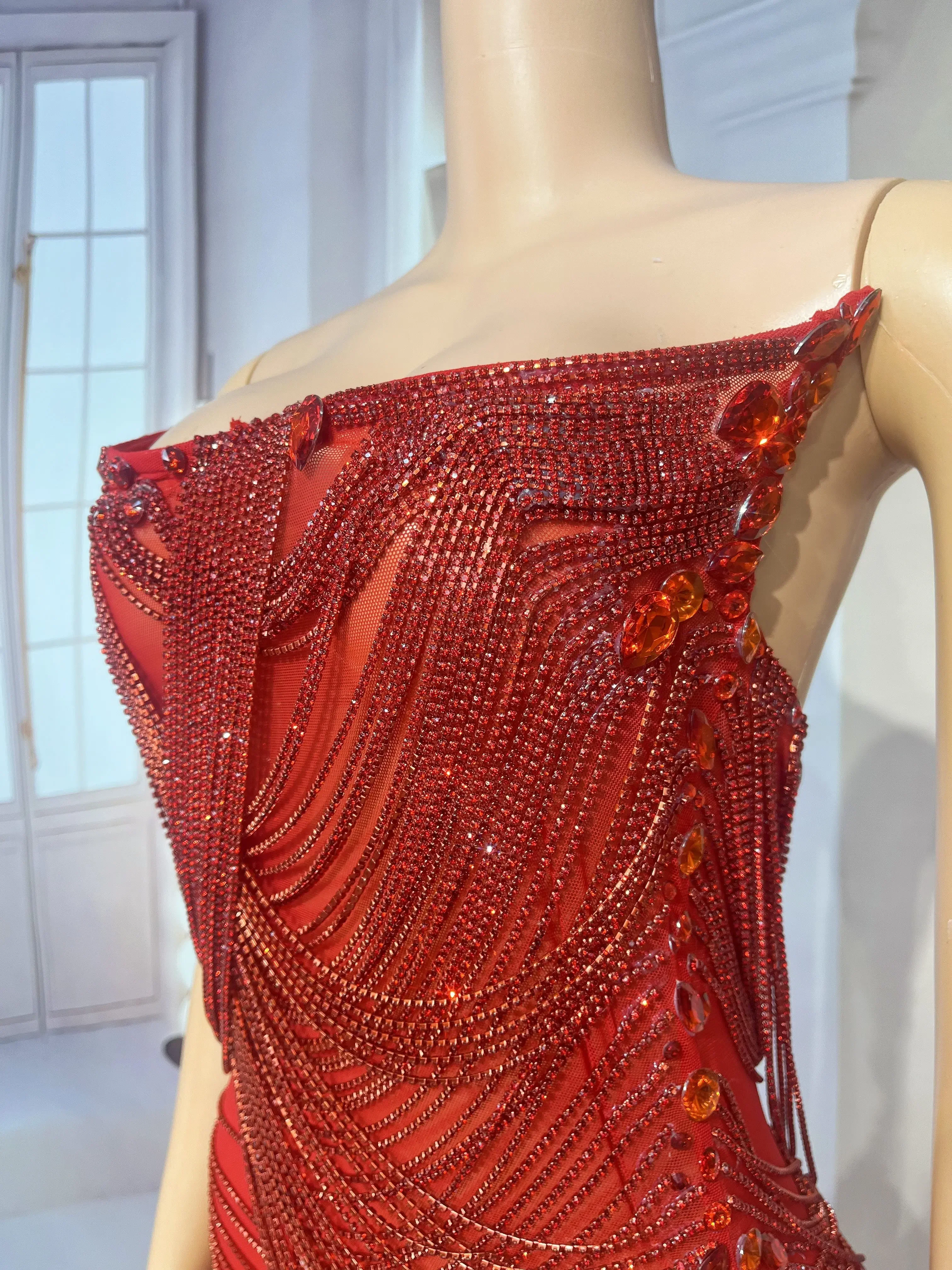 Luxury Hot Red Handmade Sparkly Crystal chains Rhinestones Tube Dress Women Party Show Outfit Singer Perform Costume Liehu