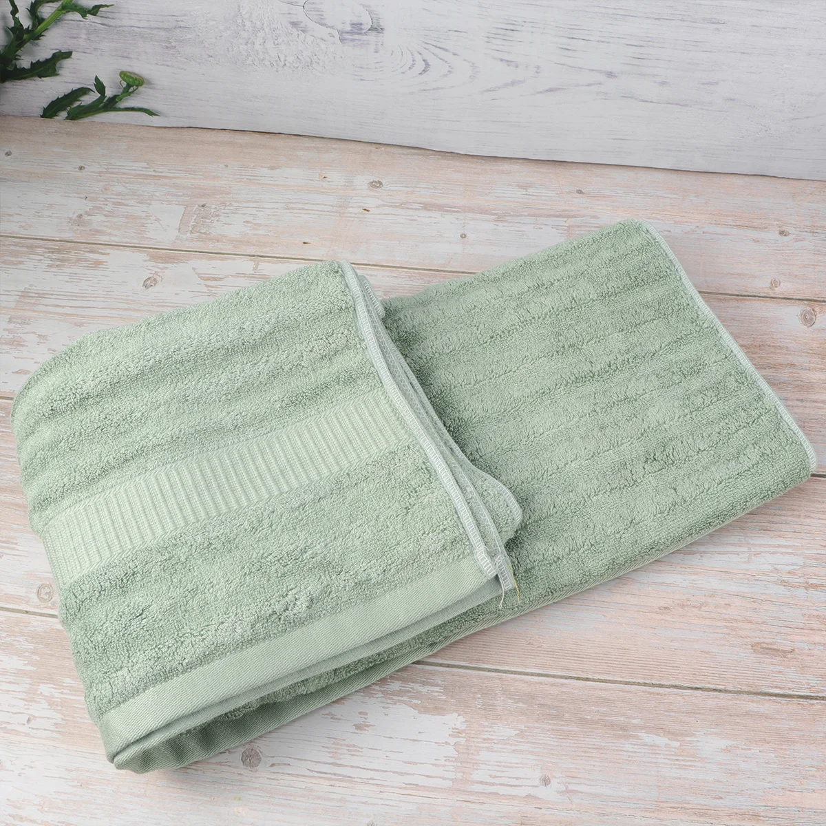 

Large Bamboo Fiber and Cotton Bath Towel Solid Color High Absorption Fast Drying for Bathroom Beach Camping Use