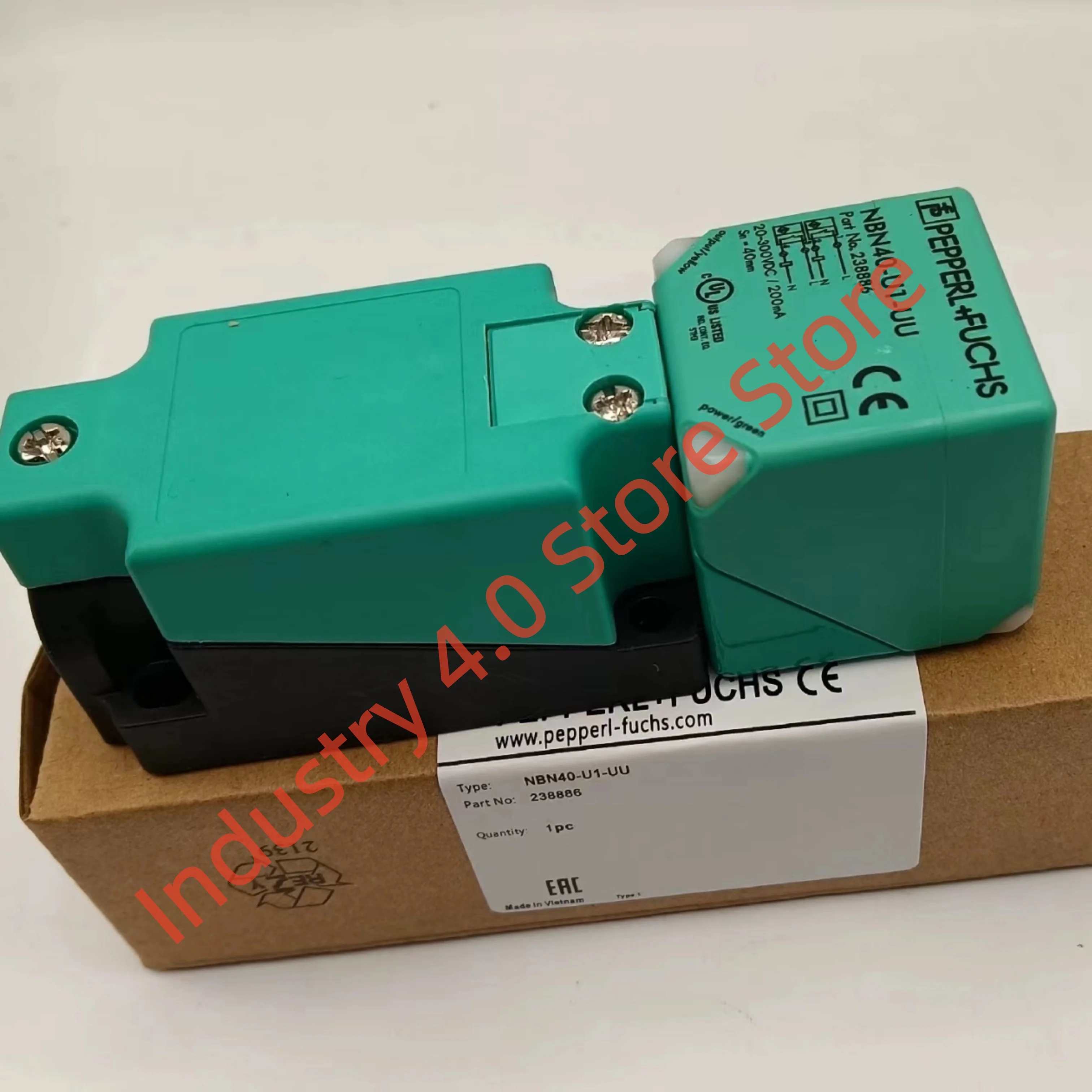 NBN40-U1-UU Nuevo sensor NJ6-F-E2 original