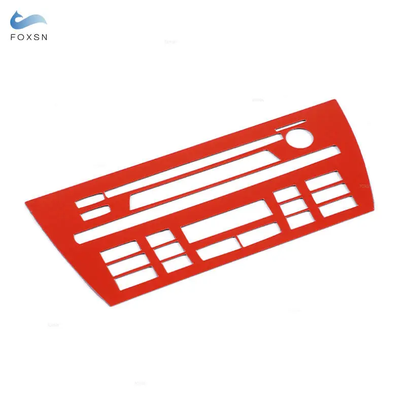 

Накладка на центральную консоль из мягкого карбона для BMW X3 E83 2006-2010 (для панели управления CD и кондиционером)