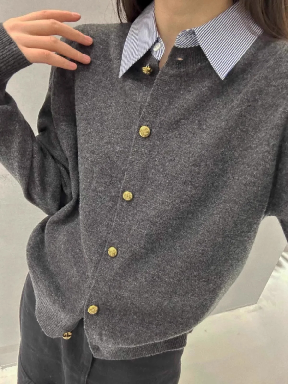 High-grade POLO shirt collar 100 pure cashmere knitted cardigan women's long-sleeved spring and autumn wool top base coat