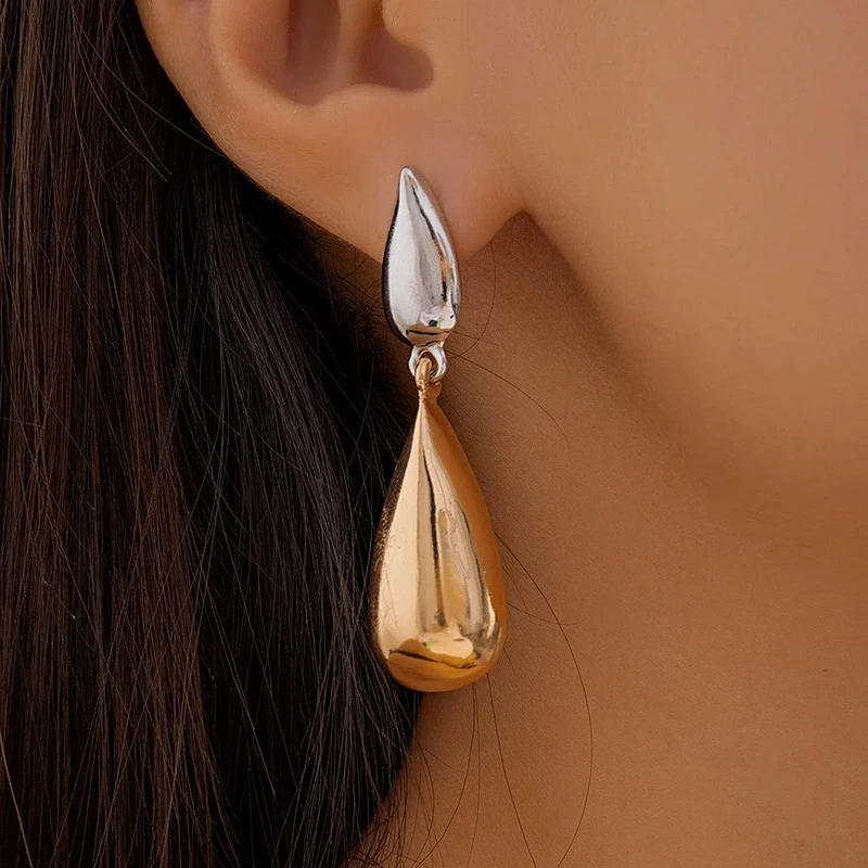New Contrast Color Water Droplet Dangle Earrings for Women Vintage Metal Asymmetry Geometry Drop Earrings Simple Jewelry Gifts
