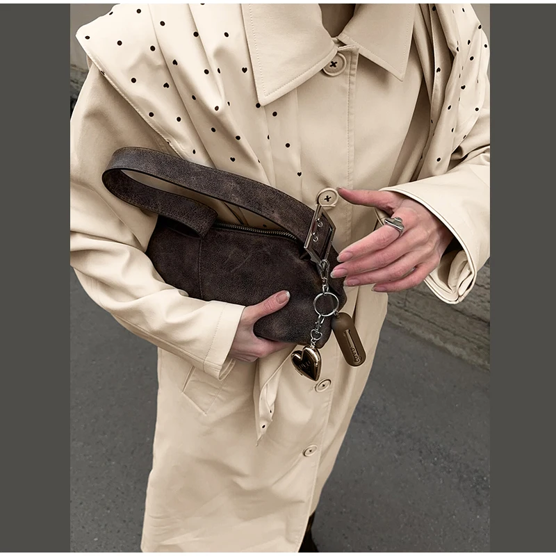 Solider Trenchcoat mit gepunktetem Futter, doppelseitiger Cape-Jacke mit Gürtel, tailliert, mit Knöpfen, Herbst 2026, Damenmode, Streetwear-Jacke – Detail 3