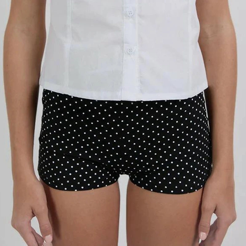 Combhasaki Pantaloni da donna con stampa a pois Vita bassa Elastico in vita Micro pantaloncini Carino Y2k Loungewear Boxer per uscire Mini pantaloncini