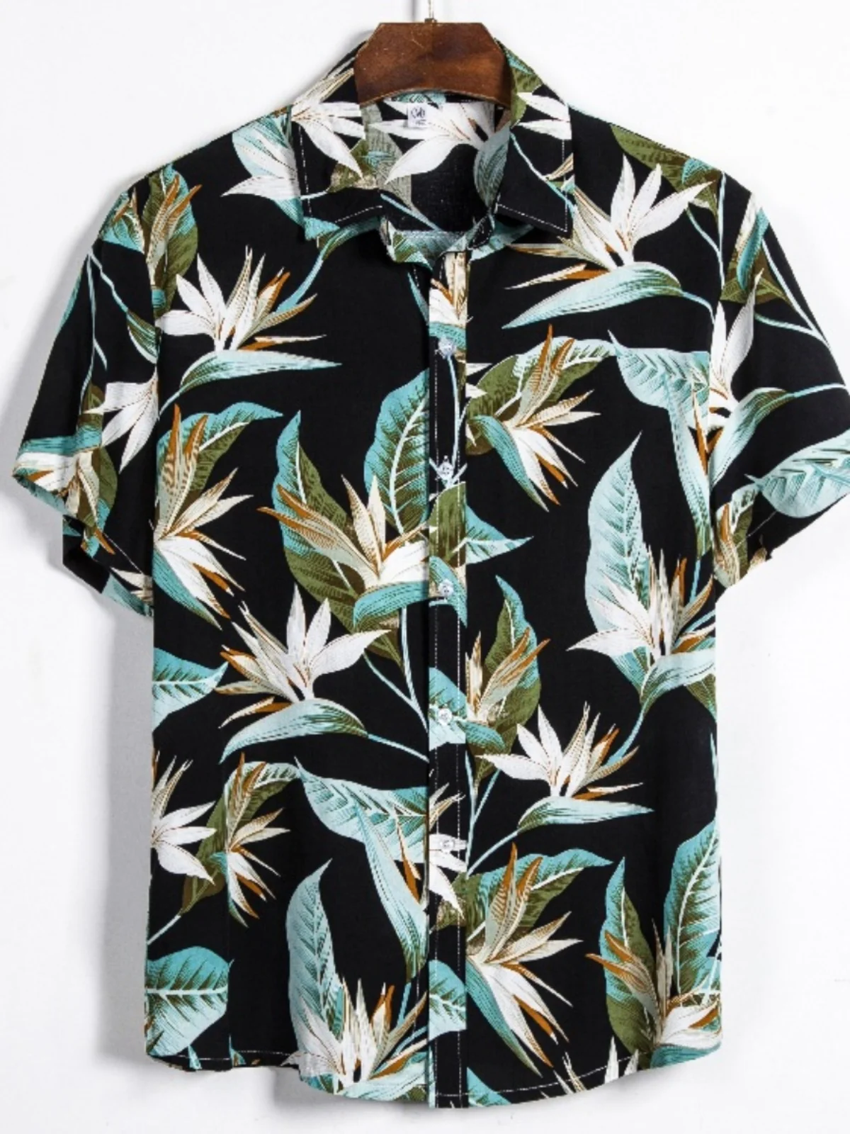 

Summer 2023 Men's Casual ort Sve Floral irt Turn-down Collar Loose Fit Regular Thin Daily Wear Casual irt