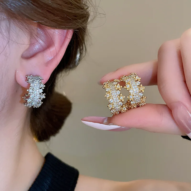 Delicate Design C-shaped Stud Earrings Women Luxury High-end Wide-face Zircon Earring Fashion Charm Jewelry Birthday Party H