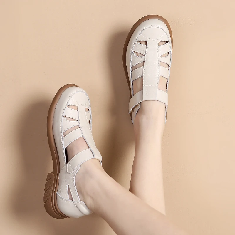 

Весенне-летние кожаные сандалии для женщин, проникающие воздух, удобная женская обувь на плоской подошве с мягкой подошвой в стиле ретро, большие размеры