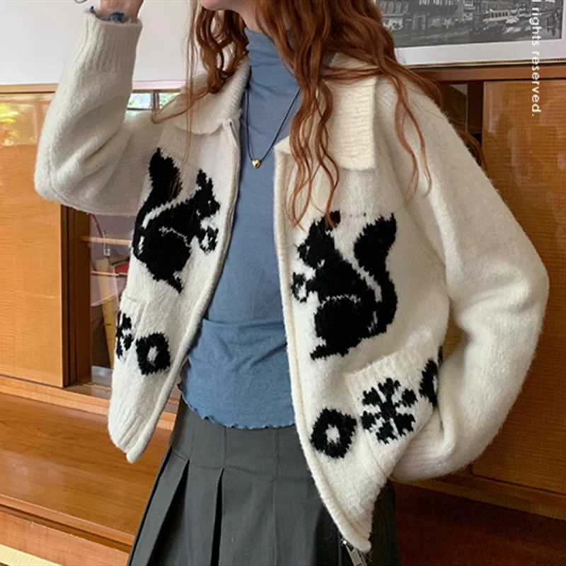 Hip Hop Women American Cartoon Cardigan Oversized Jacket Women Zipper Lapel Sweater Cute Rabbit Embroidery Knitwear Y2k Clothes