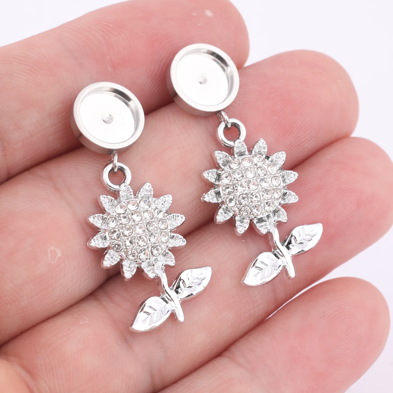 10pcs Sunflower Charm Earring Base Blanks Fit 8mm Cabochon Earrings Bezel Setting Studs Stainless Steel Diy Jewelry Findings