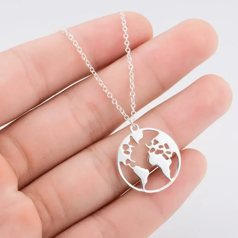 SUMENG 2025 Vintage Origami World Map Geometric Round Circle Pendant Necklace Women Jewelry Chokers Gifts for Her
