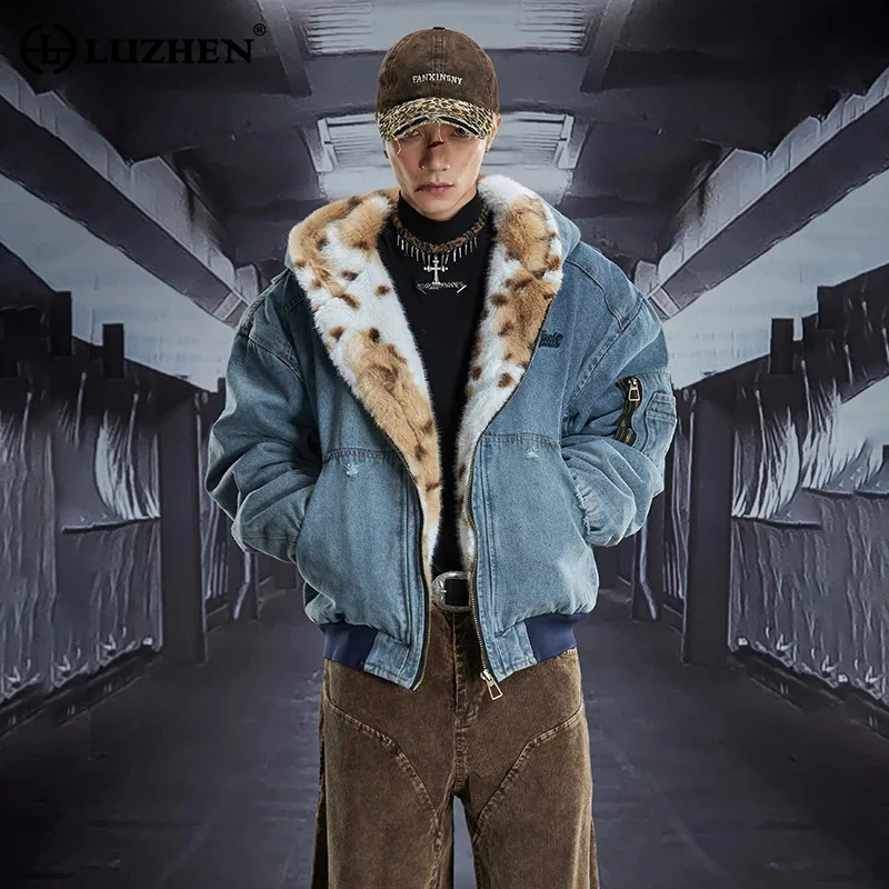 

LUZHEN 2025 Winter New Original Streetwear High Quality Faux Fur Hooded Padded Coat Men's Fashion Handsome Denim Jacket JY5417