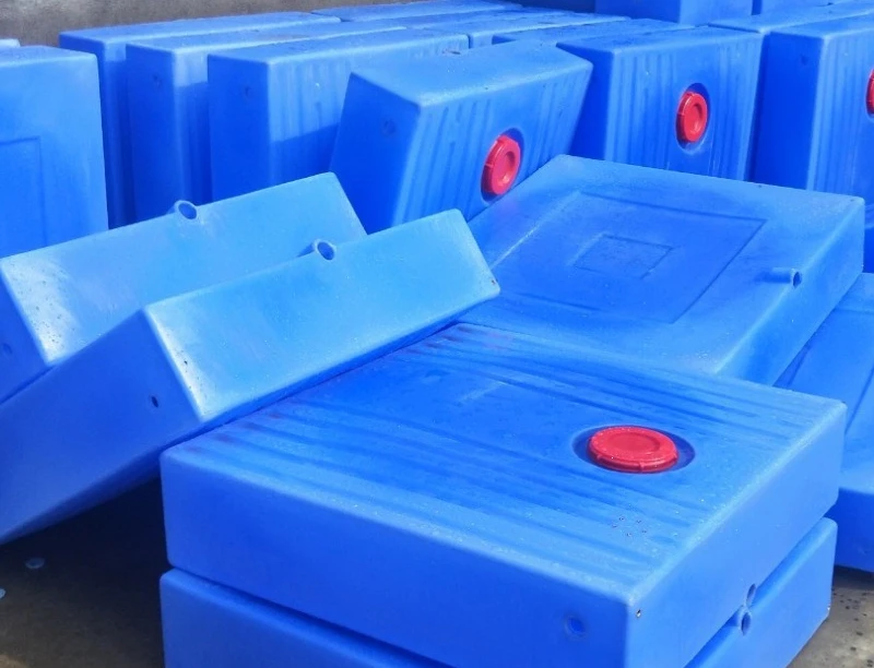 Multi-specification RV chassis water tank 240L plastic bucket horizontal water tank flat
