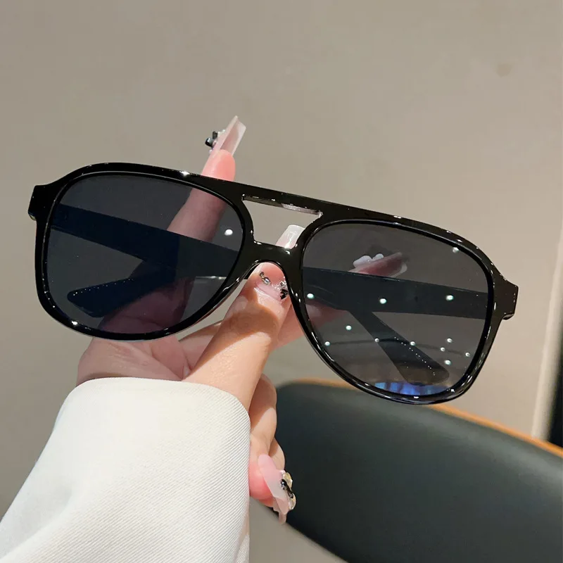 2026 Neue Doppelbrücken-Retro-Sonnenbrille Unisex Modisch und Vielseitig Froschaugen-Pilotenbrille mit Eckigem Rahmen UV400 – Detail 5