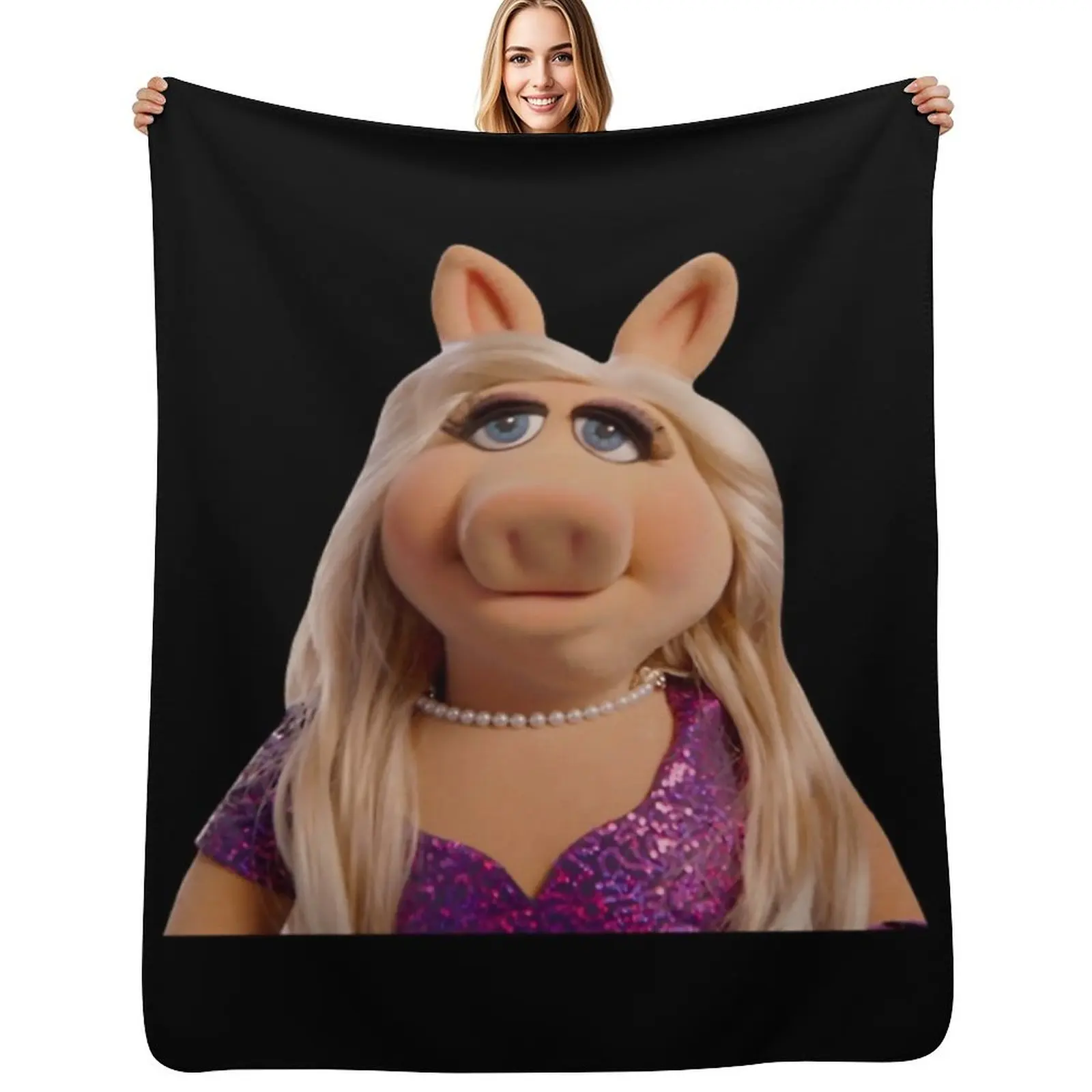 Miss Piggy Throw Blanket Foldable Soft Warm Blanket for Outdoor Use