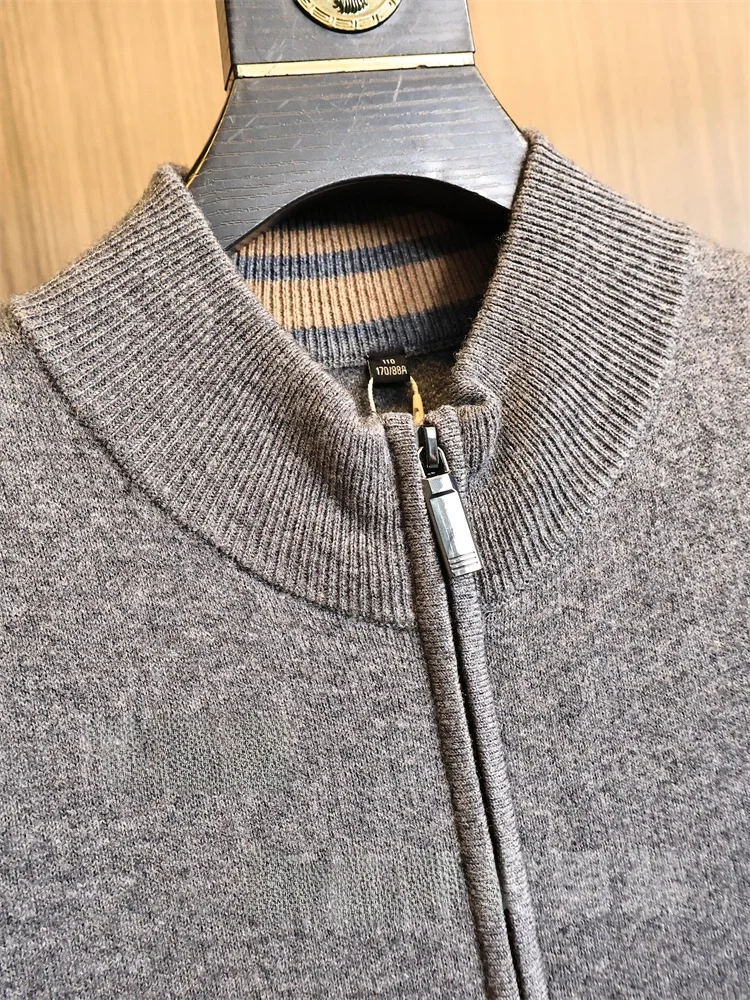  100% Wool Knitted Vest Men's Fine Texture Autumn Winter Fashion Urban Style Moisture Wicking  Color Zipper Clo...