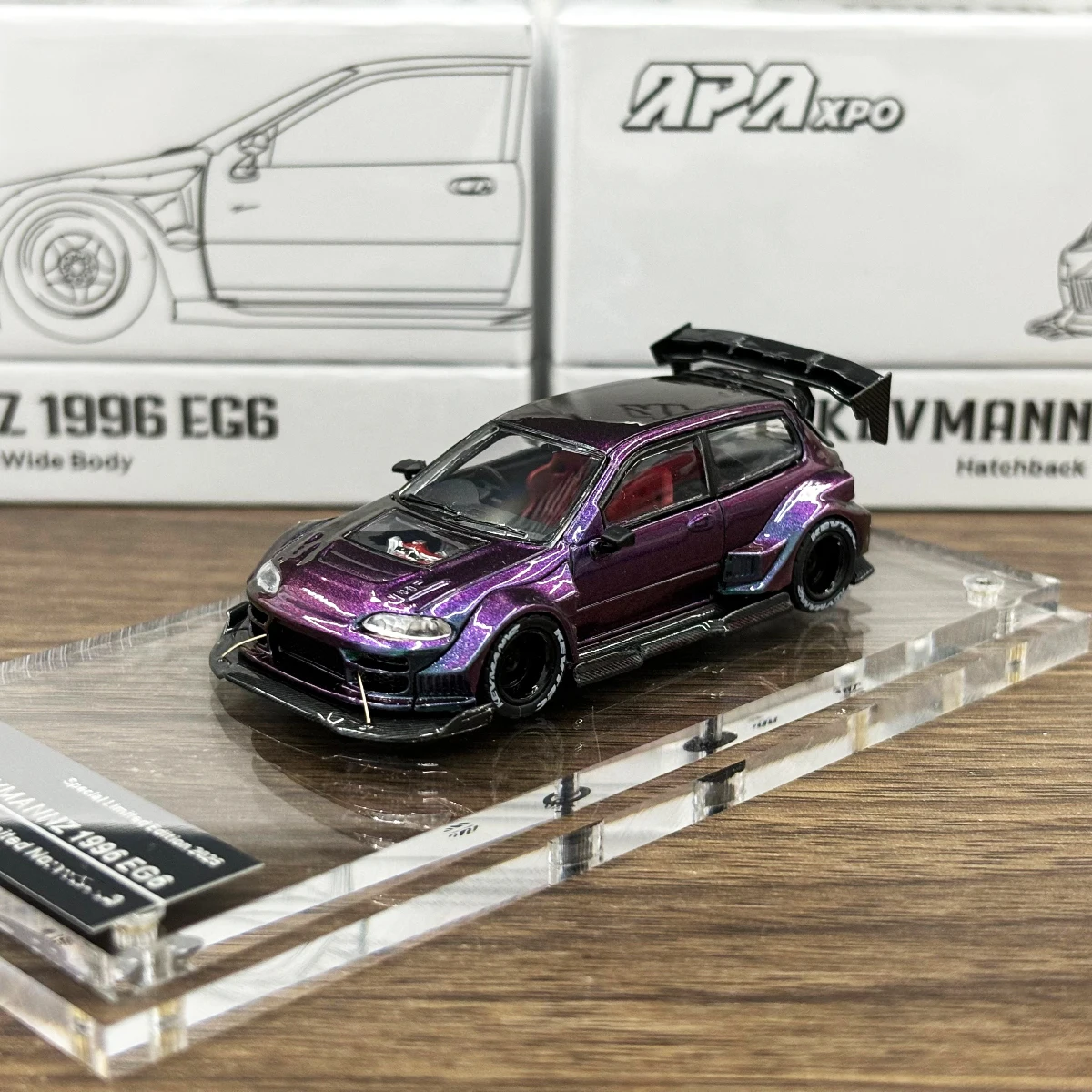 

Литая под давлением модель автомобиля DCM 1:64 KEVMANNZ 1996 EG6 Hatchback с широким кузовом