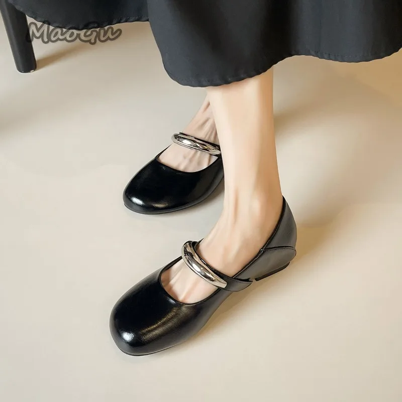 

Серебристый, черный кожаный металлический декор, женские туфли Мэри Джейн без шнуровки, увеличивающие рост, туфли-лодочки на среднем каблуке, офисная женская элегантная модная обувь