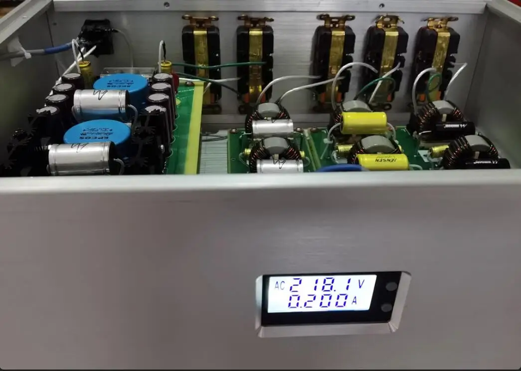 Flagship HIFI Audio Power Filter High-Power Filter Lightning Protection and Anti-interference Plug-in Power Supply US EU Audio