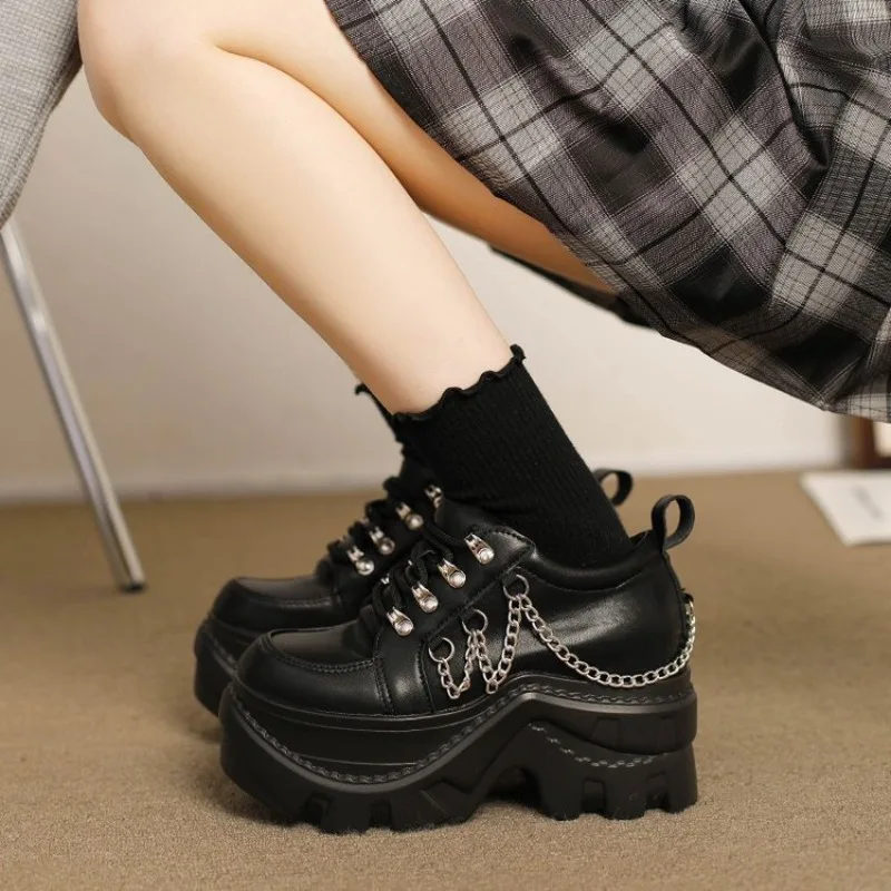 8cm Gothic Punk Women Leather Shoe Trend Chunky Sneakers for Women Chain Decor Casual Platform Sneakers Size 35-42 Zapatos Mujer