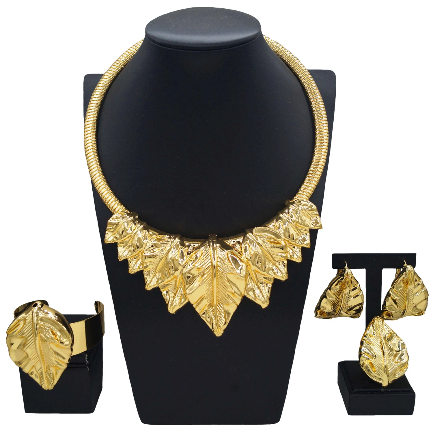 

Yulaili hot selling women's jewelry set Brass Hollow leaf design Nigerian wedding jewelry Dynamic elegant classic necklace brace