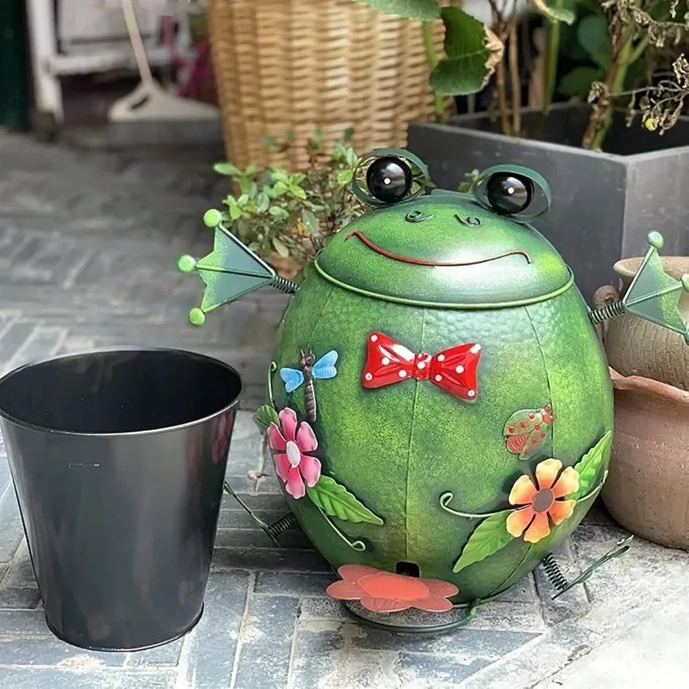 Cute Garden Frog Ornaments,Outdoor Animal Frog Trash Can with Lid,Decorative Metal Garbage Can Am Step Waste Bin for Home