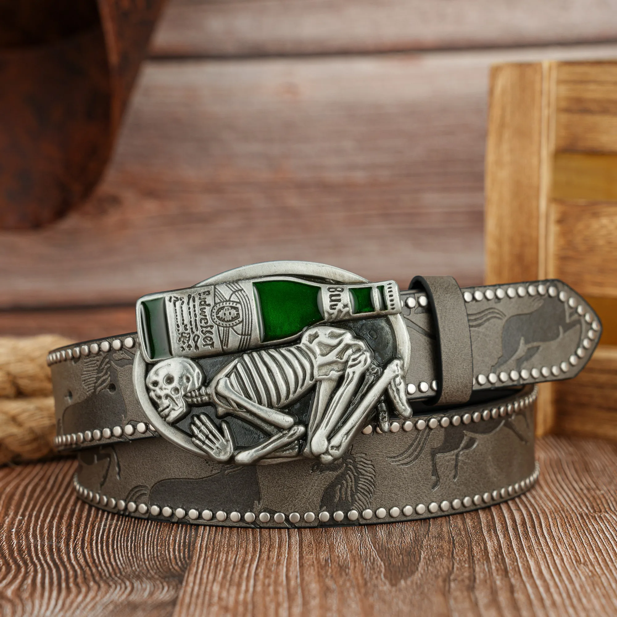 Wine bottle Skull buckle personality vintage steed PU embossed rivet belt