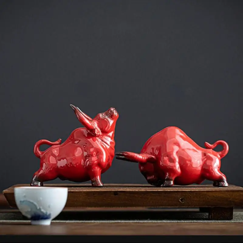 Figurines de taureau rouge en céramique, culture traditionnelle chinoise, décoration créative pour la maison, le bureau, la maison, la salle de bureau, statue d'animal, cadeau, 1 pièce